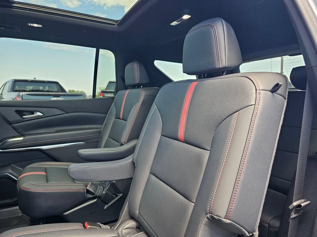 2026 Chevrolet Traverse Base