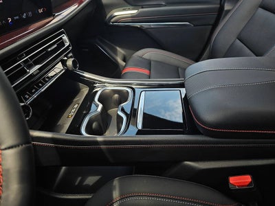 2026 Chevrolet Traverse Base