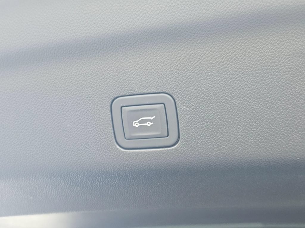 2025 Chevrolet Tahoe Base