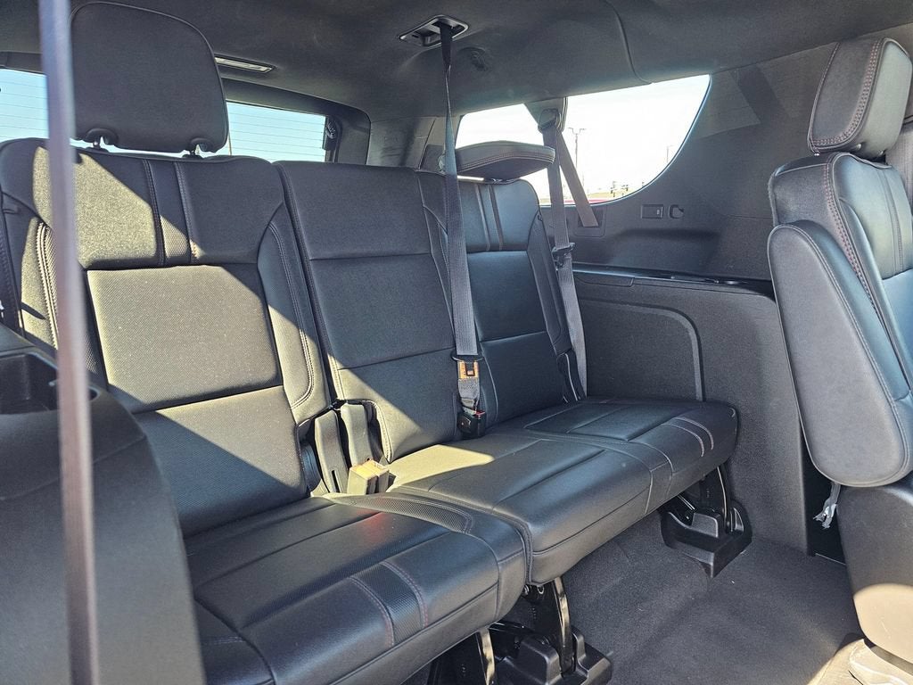 2024 Chevrolet Suburban Base