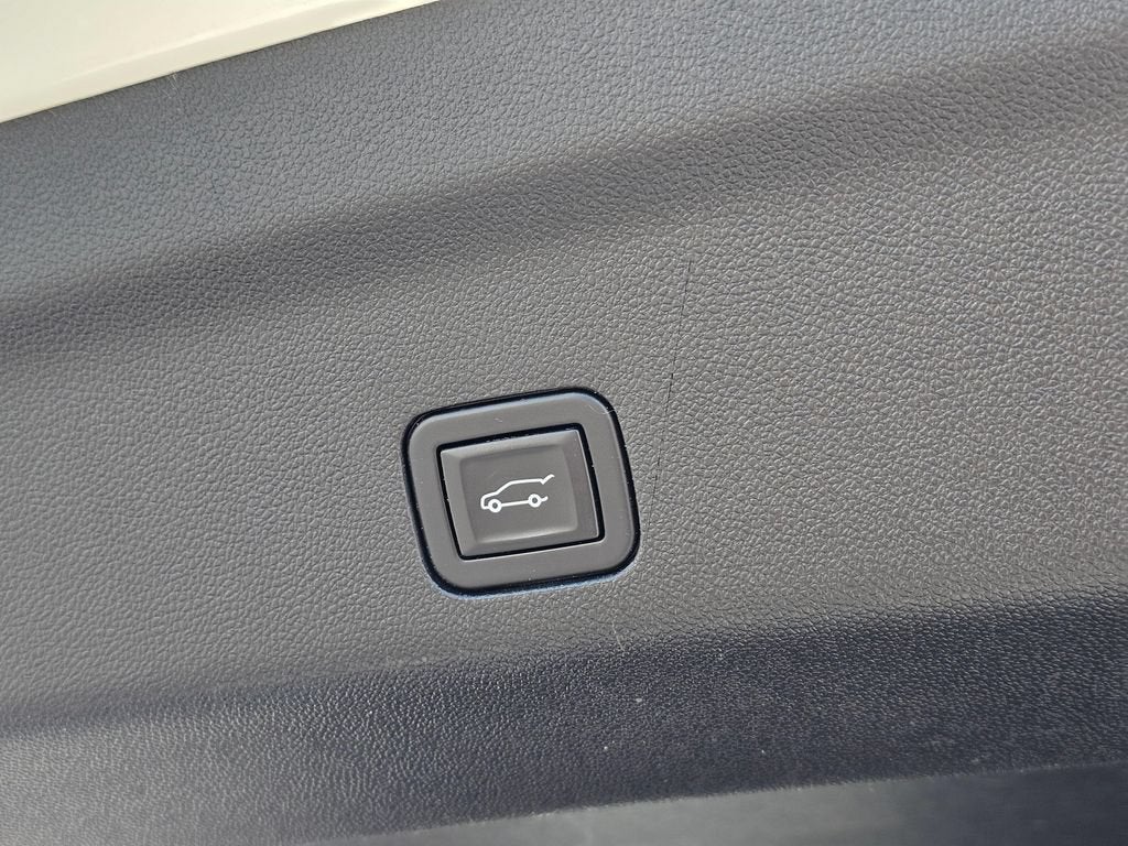 2024 Chevrolet Suburban Base