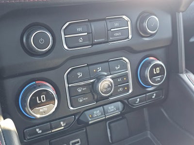 2024 Chevrolet Suburban Base