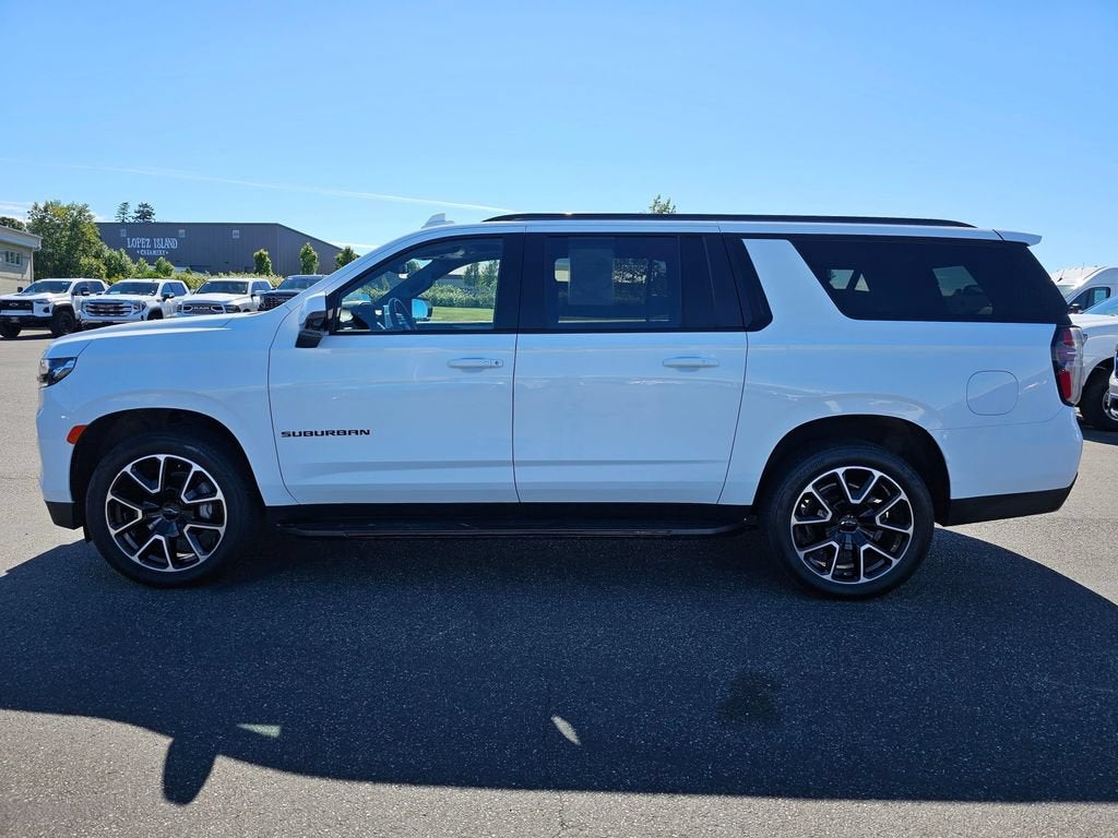 2024 Chevrolet Suburban Base