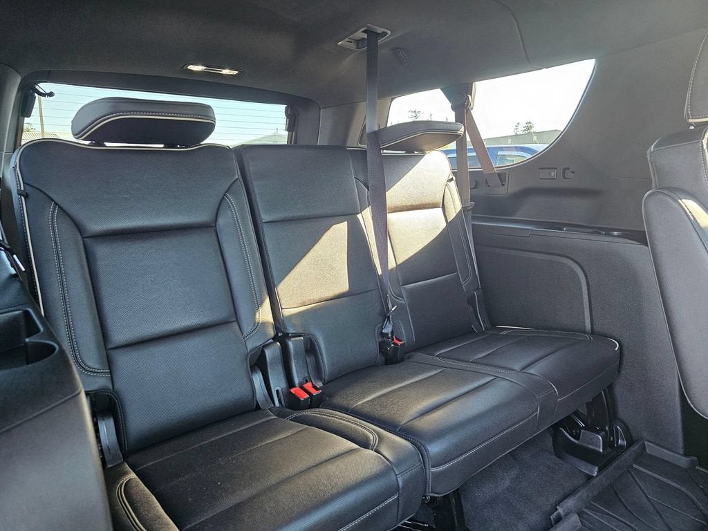 2024 Chevrolet Suburban Base