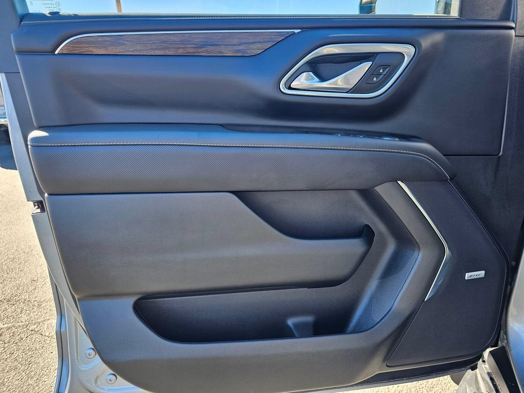 2024 Chevrolet Suburban Base