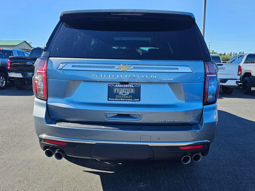 2024 Chevrolet Suburban Base
