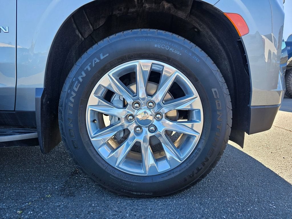 2024 Chevrolet Suburban Base