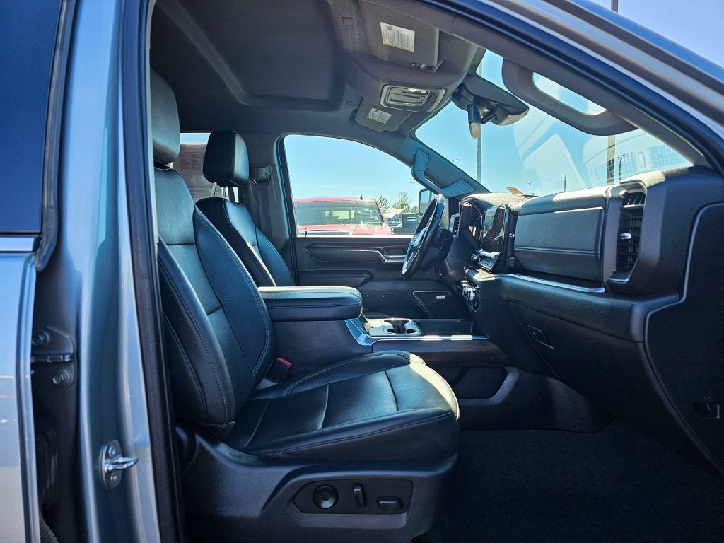 2024 GMC Sierra 2500 HD Base