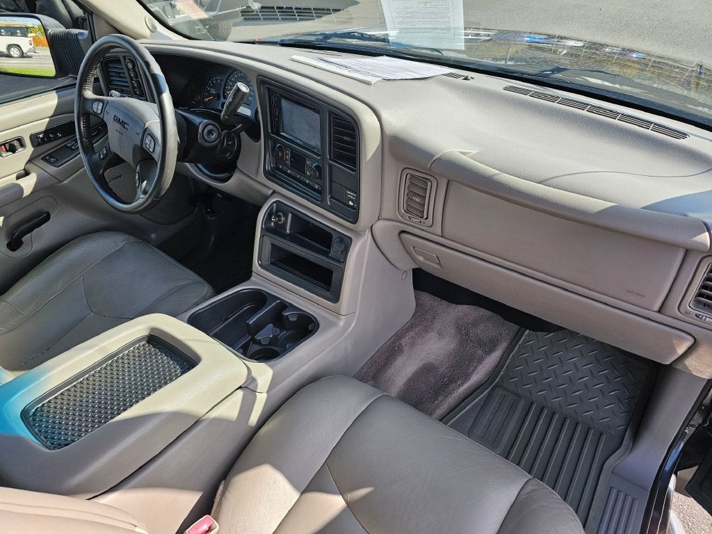 2004 GMC Sierra 2500 HD Base