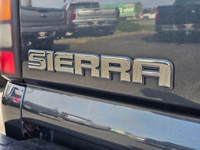 2004 GMC Sierra 2500 HD Base