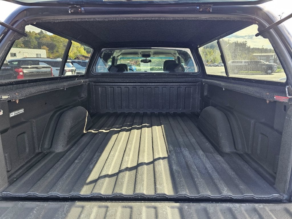 2004 GMC Sierra 2500 HD Base