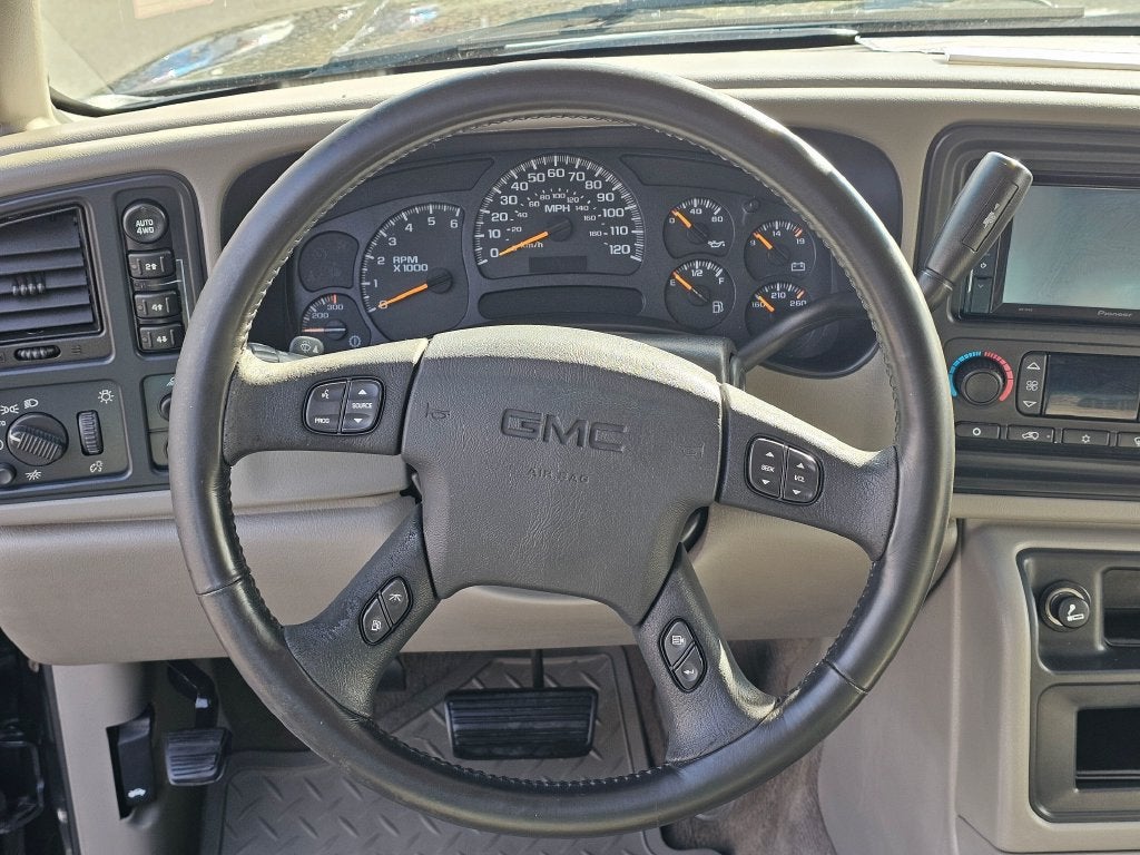 2004 GMC Sierra 2500 HD Base