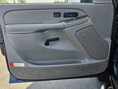 2004 GMC Sierra 2500 HD Base