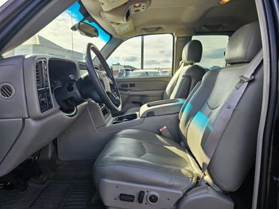 2004 GMC Sierra 2500 HD Base