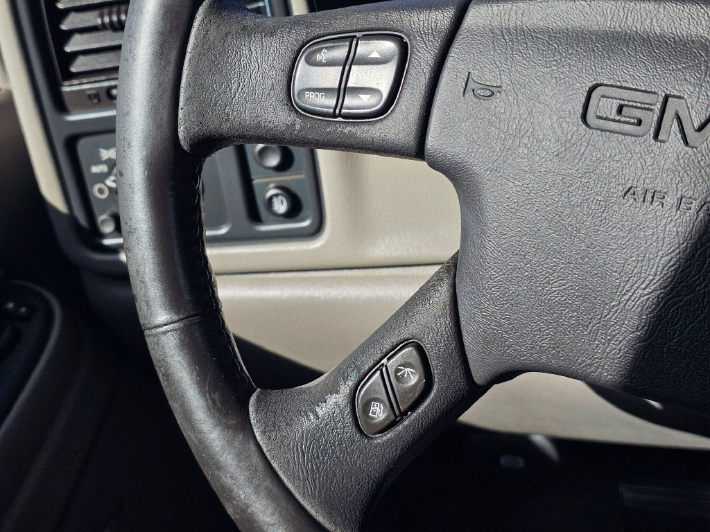 2004 GMC Sierra 2500 HD Base