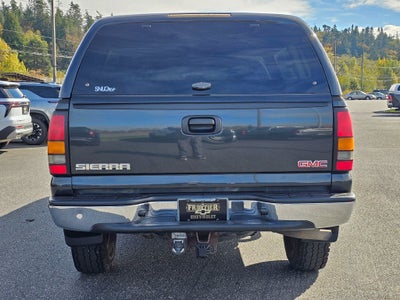 2004 GMC Sierra 2500 HD Base