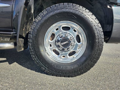 2004 GMC Sierra 2500 HD Base