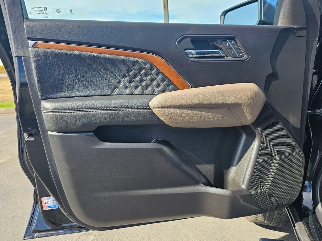 2023 GMC Canyon Base