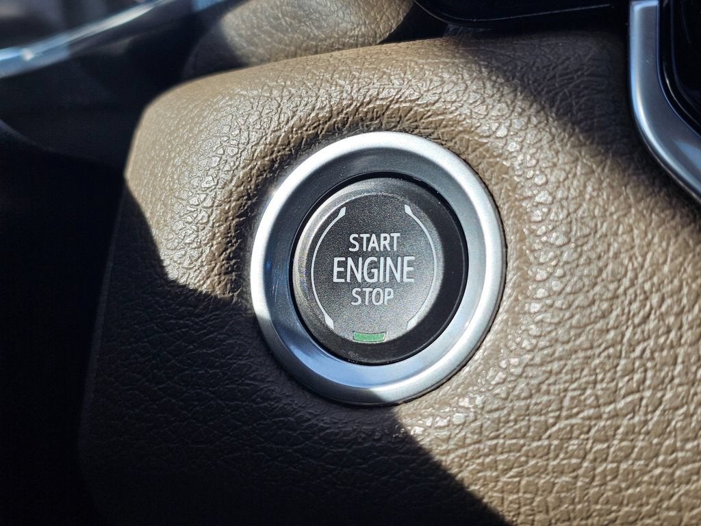 2023 GMC Canyon Base