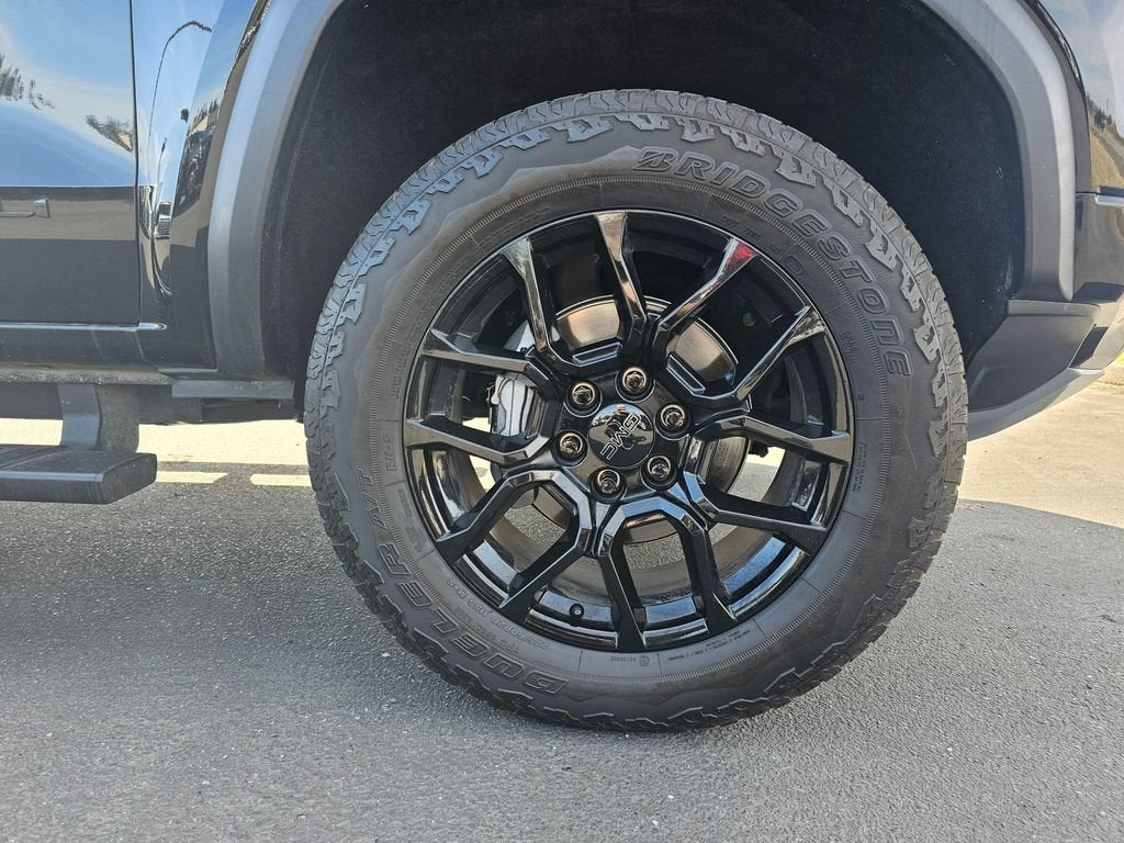 2023 GMC Canyon Base