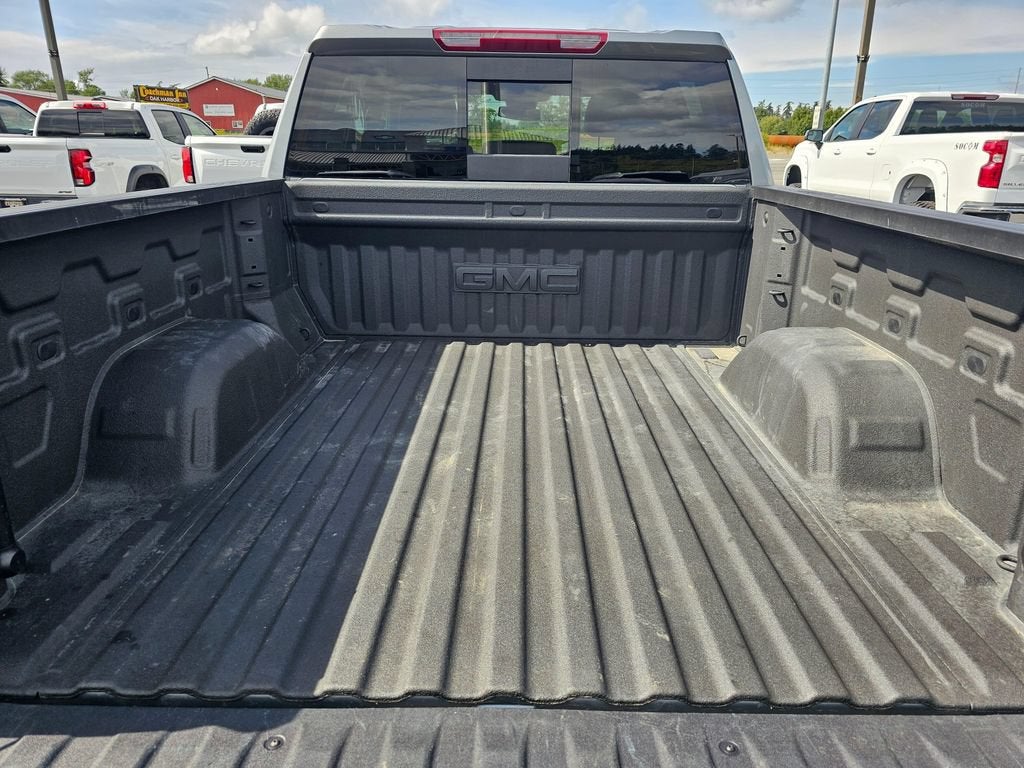 2025 GMC Sierra 1500 Base