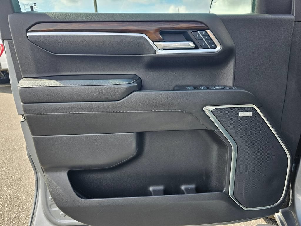 2025 GMC Sierra 1500 Base
