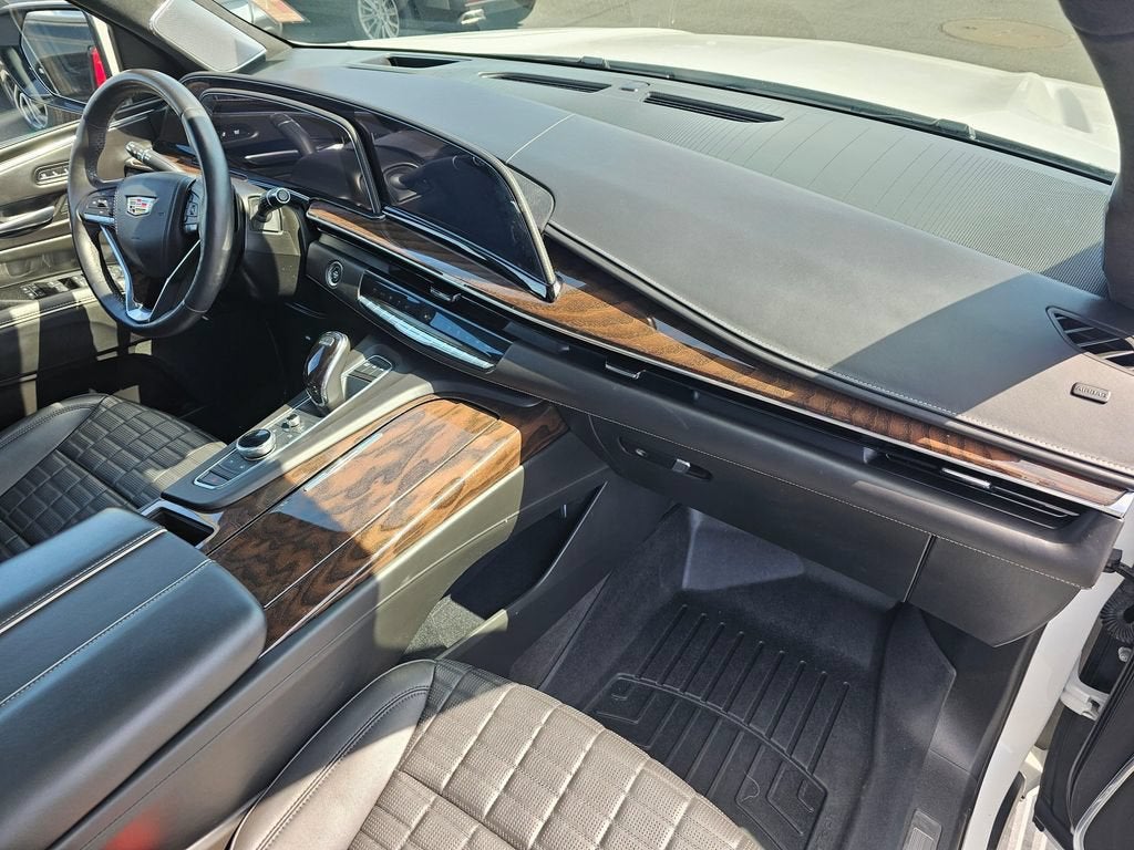 2022 Cadillac Escalade Base