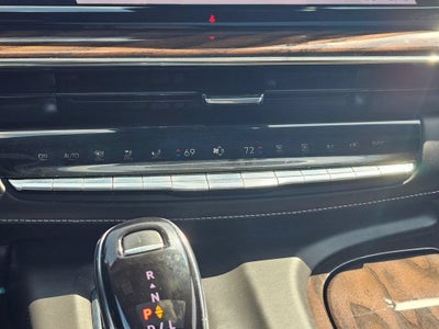 2022 Cadillac Escalade Base