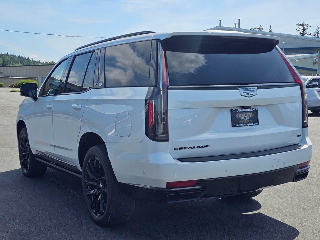 2022 Cadillac Escalade Base