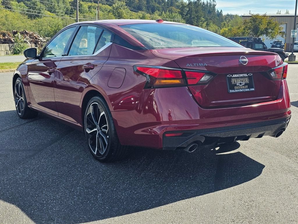2024 Nissan Altima Base
