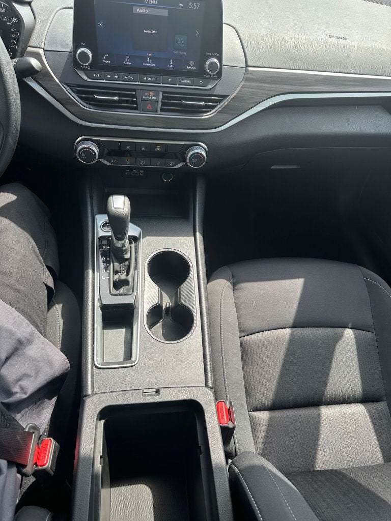 2025 Nissan Altima Base