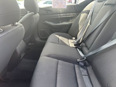 2025 Nissan Altima Base