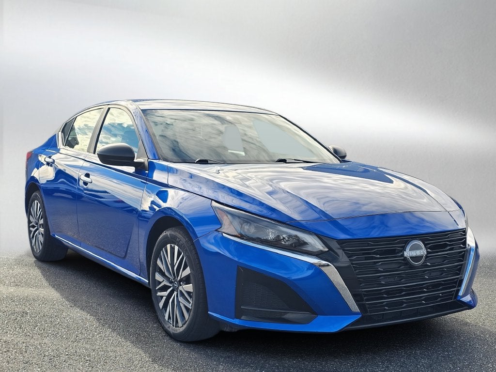 2025 Nissan Altima Base