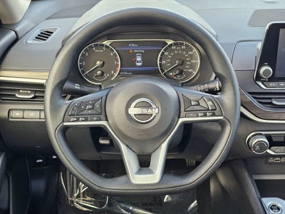 2025 Nissan Altima Base