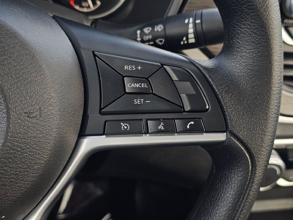 2025 Nissan Altima Base