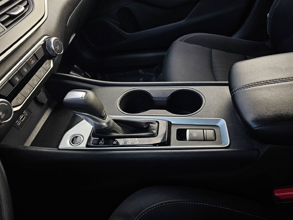 2025 Nissan Altima Base