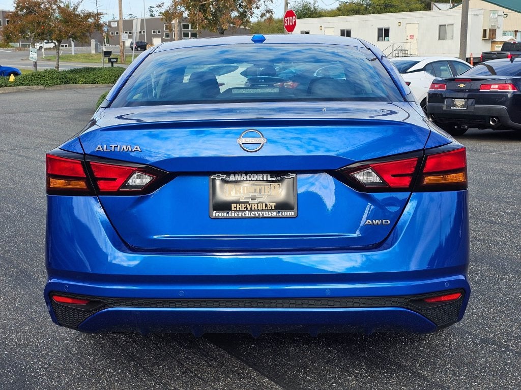 2025 Nissan Altima Base