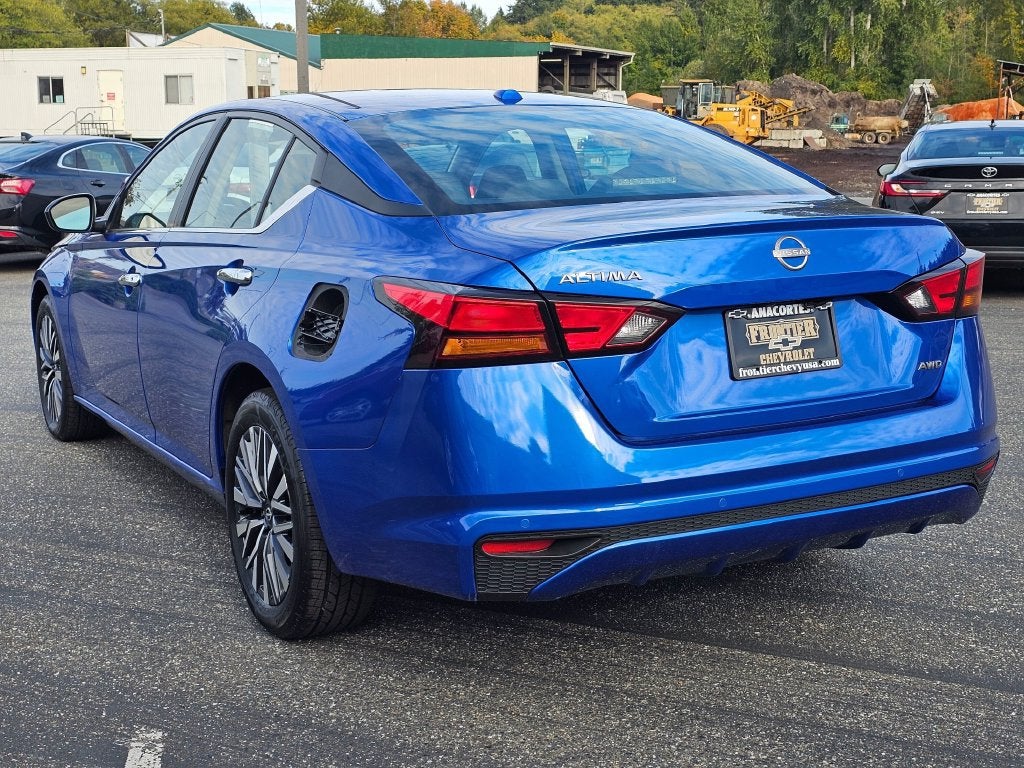 2025 Nissan Altima Base