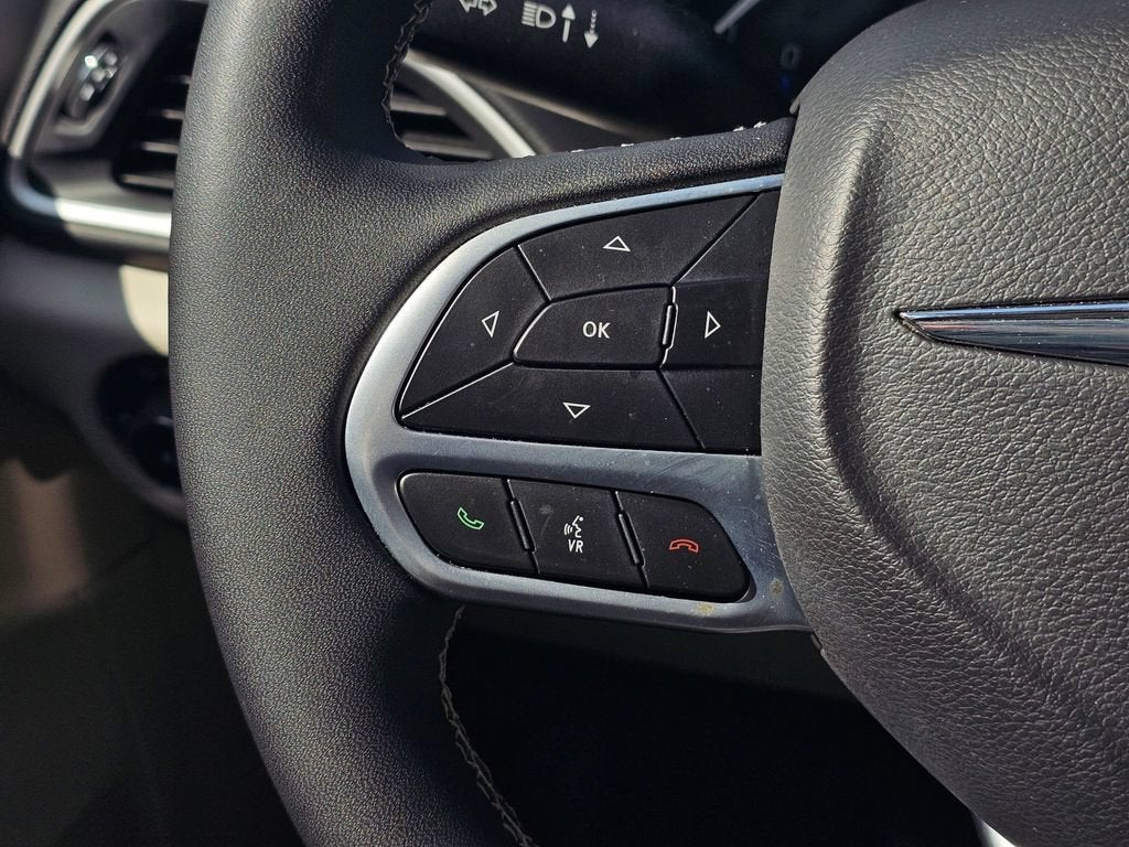 2024 Chrysler Pacifica Base