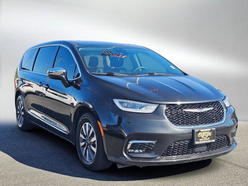 2023 Chrysler Pacifica Base