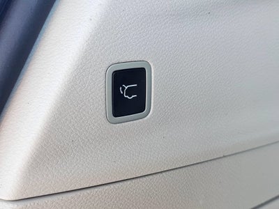 2023 Chrysler Pacifica Base