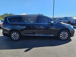2023 Chrysler Pacifica Base
