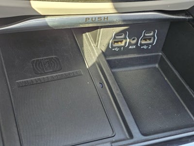 2023 Chrysler Pacifica Base