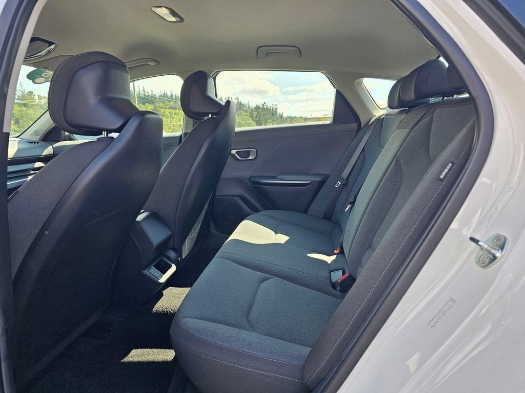 2025 Kia K4 Base