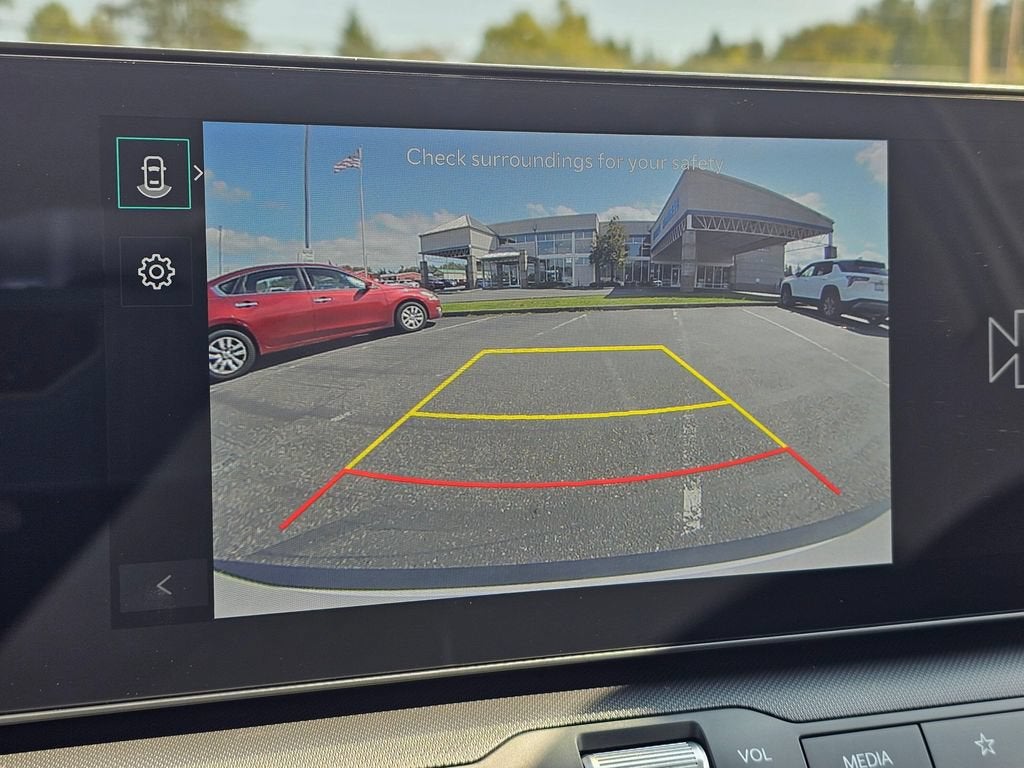 2025 Kia K4 Base