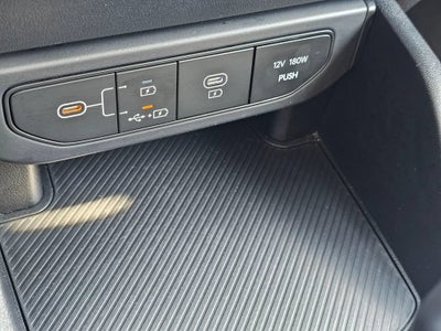2025 Kia K4 Base