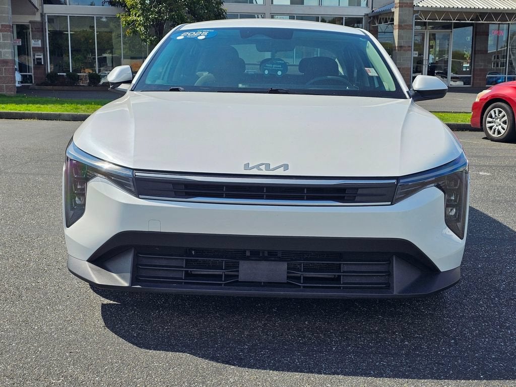 2025 Kia K4 Base