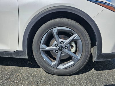 2025 Kia K4 Base