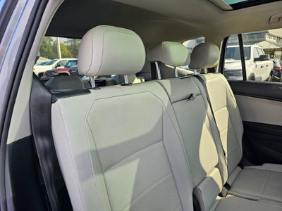 2018 Volkswagen Tiguan Base