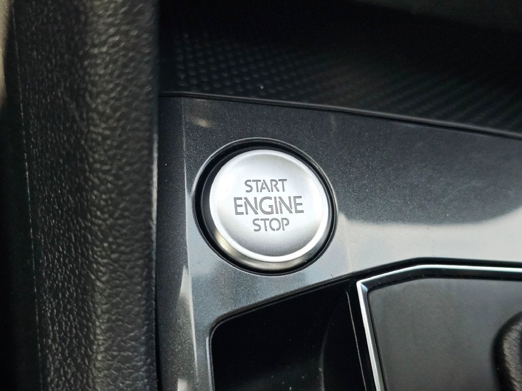 2018 Volkswagen Tiguan Base